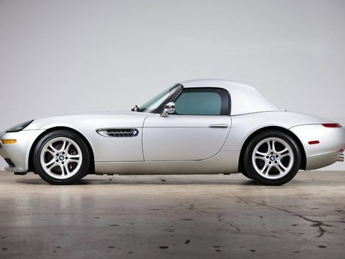 Used 2002 BMW Z8 image 8