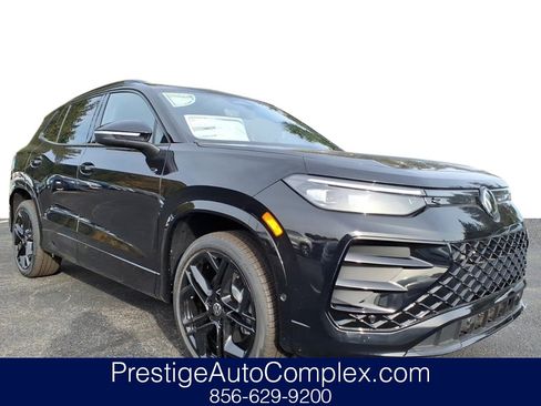 New 2026 Volkswagen Tiguan SE R-Line image 1