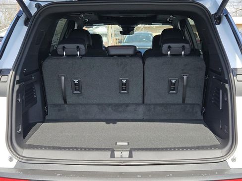 New 2026 Chevrolet Traverse Z71 w/ Driver Confidence Package image 8