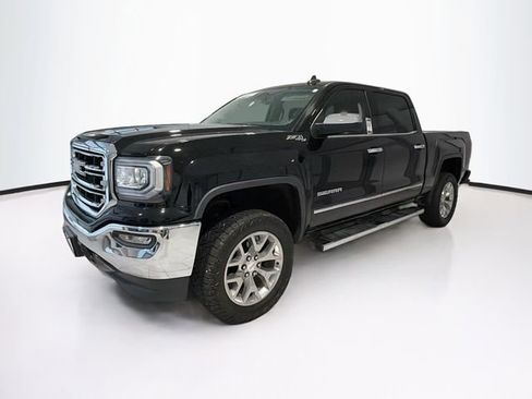 Used 2018 GMC Sierra 1500 SLT w/ SLT Premium Package image 3