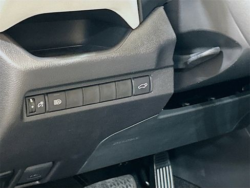 New 2025 Toyota RAV4 XLE Premium image 10