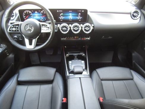 Used 2021 Mercedes-Benz GLA 250 4MATIC image 32