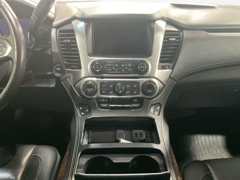 Used 2017 Chevrolet Suburban Premier image 11