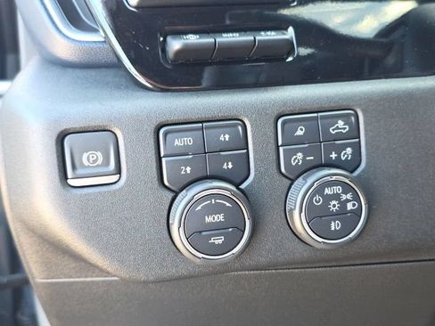 Used 2023 Chevrolet Silverado 1500 High Country AWD/4WD image 17