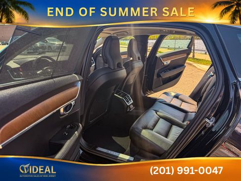 Used 2022 Volvo S90 B6 Momentum AWD/4WD image 21