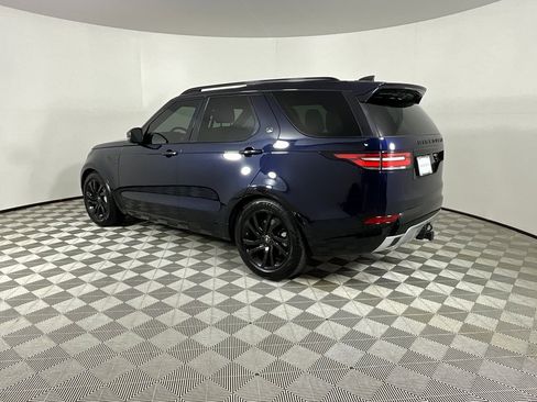 Certified 2020 Land Rover Discovery Landmark image 3