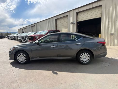 Used 2019 Nissan Altima 2.5 S AWD/4WD image 8