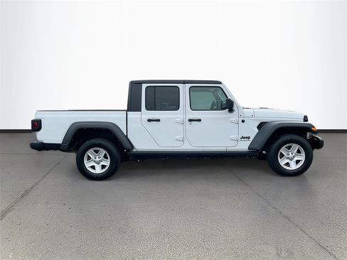 Certified 2023 Jeep Gladiator Sport image 8
