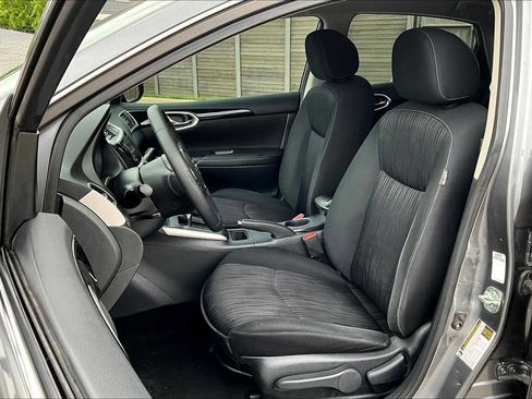 Used 2019 Nissan Sentra SV image 8