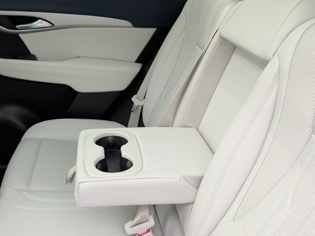 New 2026 Buick Envision Avenir AWD/4WD image 38