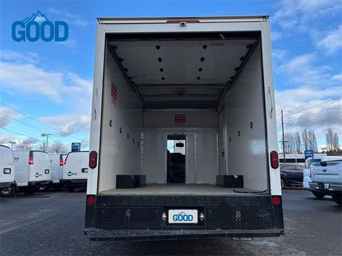 Used 2022 Ford E-350 and Econoline 350 Super Duty w/ Power Windows & Locks Group image 26