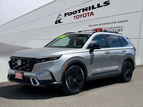 Used 2023 Honda CR-V Sport Touring image 3