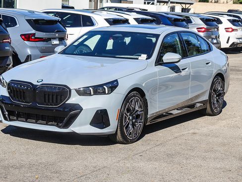 New 2026 BMW 530i w/ M Sport Package image 3