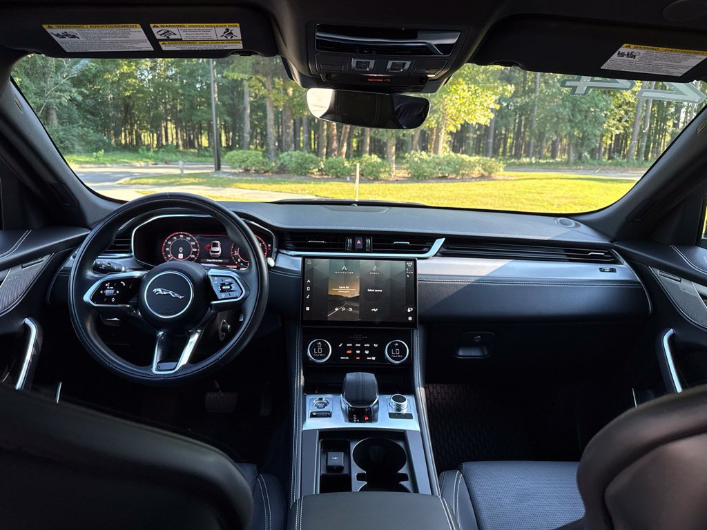 Used 2024 Jaguar F-PACE R-Dynamic S AWD/4WD image 20