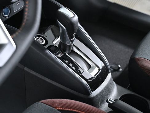 New 2025 Nissan Versa SR w/ Trunk Package image 16