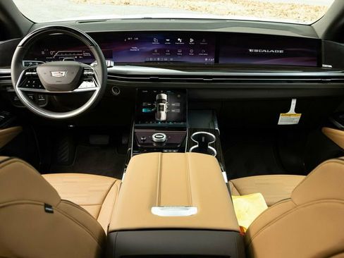 Used 2026 Cadillac Escalade Luxury w/ Touring Package image 56