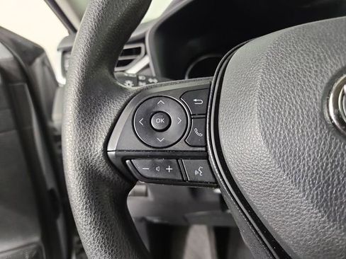 Used 2025 Toyota RAV4 XLE image 23