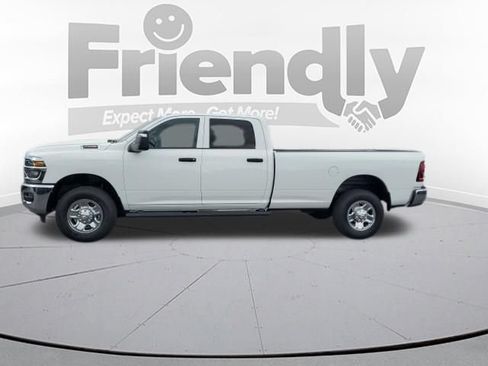 Used 2026 RAM 2500 Tradesman AWD/4WD image 2