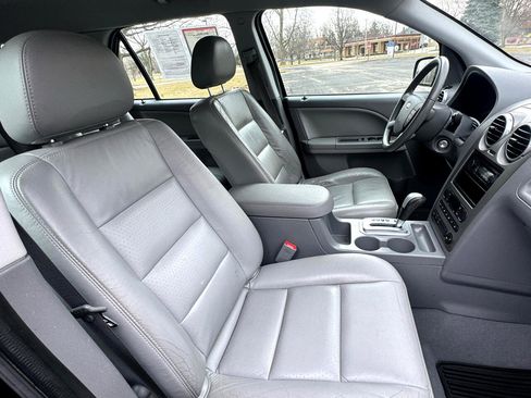 Used 2006 Ford Freestyle SEL image 30