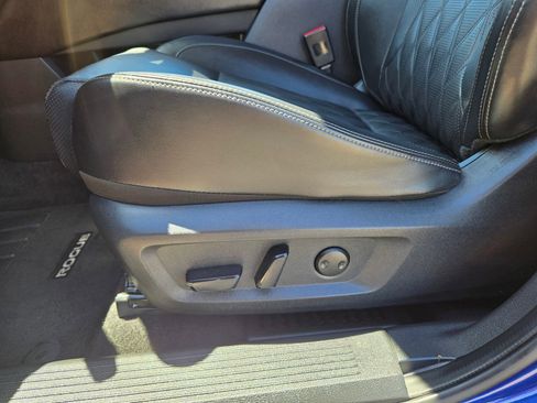 Used 2023 Nissan Rogue Platinum w/ Platinum Premium Package AWD/4WD image 19