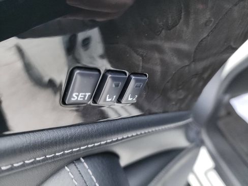 Used 2021 INFINITI QX80 Premium Select image 23