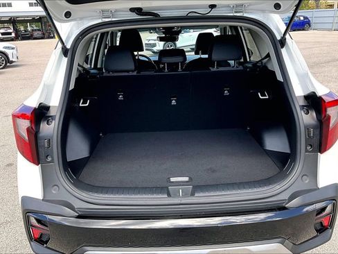 Used 2024 Kia Seltos S FWD image 15