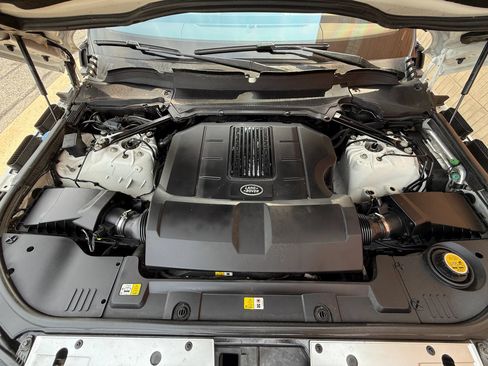 Used 2017 Land Rover Range Rover HSE AWD/4WD image 29