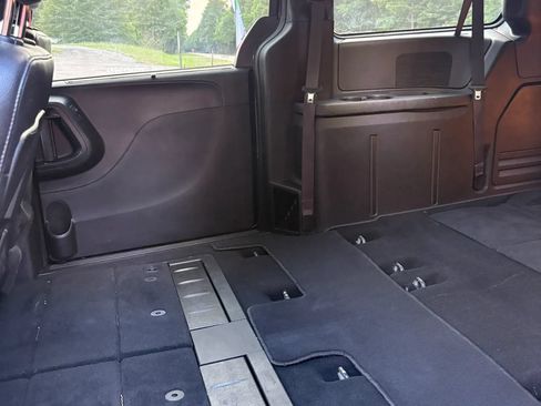 Used 2019 Dodge Grand Caravan GT FWD image 19