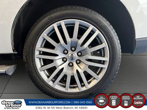 Used 2023 Ford Expedition Limited image 8