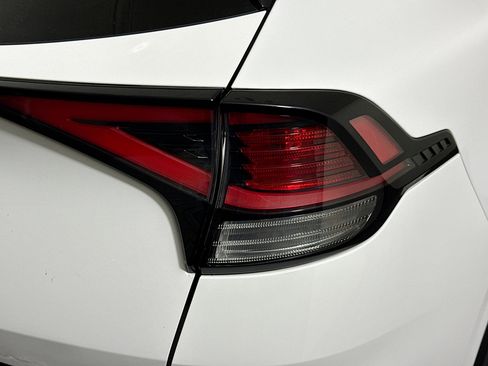 Used 2023 Kia Sportage EX image 34