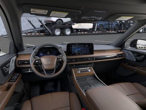 New 2026 Lincoln Aviator Reserve image 9