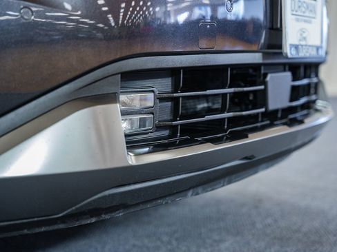 Used 2025 Kia Carnival SX Prestige image 15