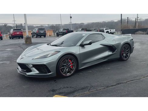 Used 2023 Chevrolet Corvette Stingray Premium Conv w/ Z51 Performance Package image 4