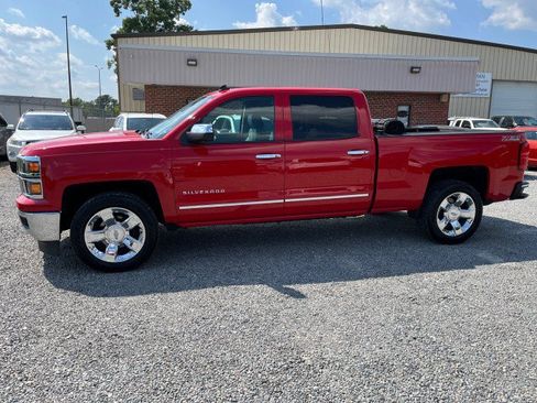 Used 2014 Chevrolet Silverado 1500 LTZ Z71 w/ LTZ Plus Package AWD/4WD image 44