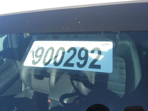 Used 2025 Honda CR-V EX-L image 7