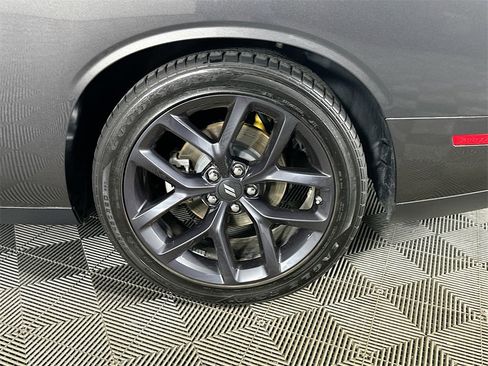 Used 2023 Dodge Challenger R/T w/ Plus Package image 34