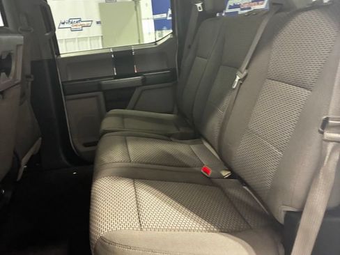 Used 2016 Ford F150 XLT AWD/4WD image 31