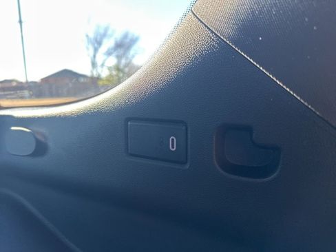 Used 2021 GMC Yukon SLT w/ SLT Luxury Plus Package image 36