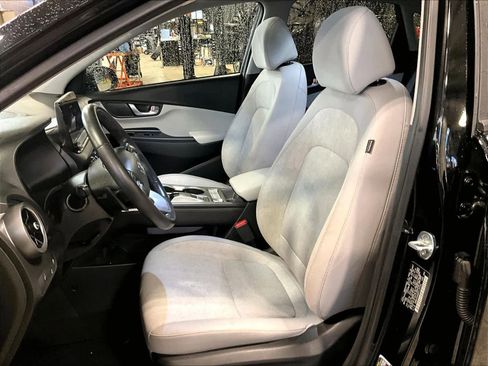 Used 2023 Hyundai Kona SEL w/ Cargo Package FWD image 10