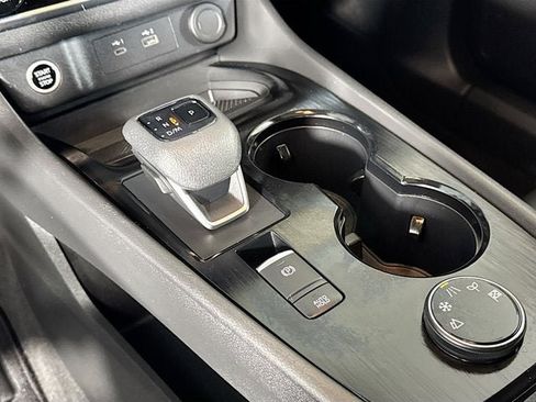 Certified 2023 Nissan Rogue SV w/ SV Premium B Package AWD/4WD image 14