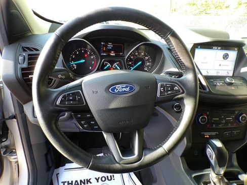 Used 2019 Ford Escape SEL AWD/4WD image 12