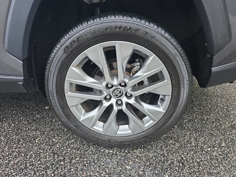 Used 2024 Toyota RAV4 XLE Premium FWD image 34