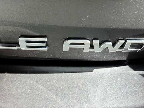 Certified 2024 Toyota Highlander LE image 14