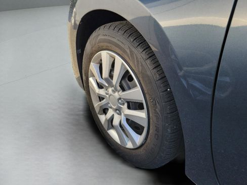 Used 2019 Toyota Corolla LE image 30