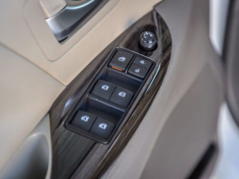 Used 2018 Toyota Sienna XLE Premium image 52