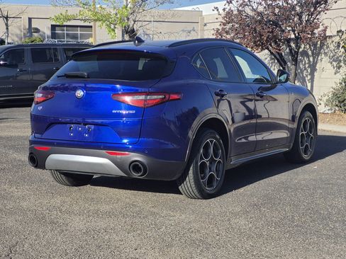 Used 2022 Alfa Romeo Stelvio Ti w/ Active Assist Plus Package AWD/4WD image 7