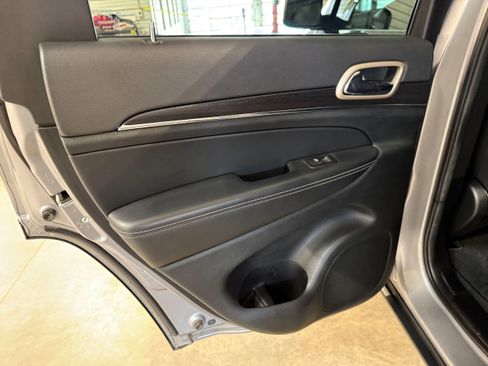 Used 2014 Jeep Grand Cherokee Limited AWD/4WD image 48