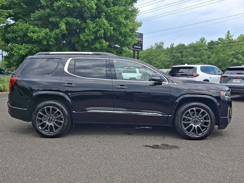 Used 2023 GMC Acadia Denali w/ Black Diamond Edition AWD/4WD image 7