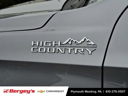 Certified 2023 Chevrolet Tahoe High Country AWD/4WD image 36