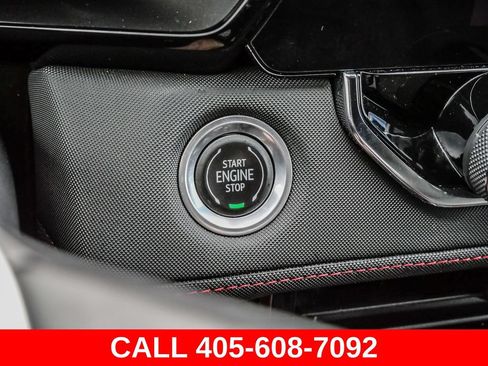 Used 2023 Chevrolet Colorado Z71 w/ Z71 Convenience Package 2 AWD/4WD image 40